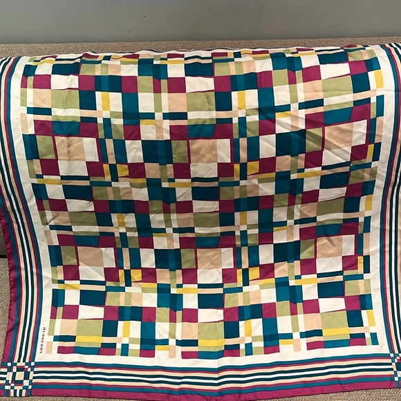 Burberry London Silk Scarf - Picture 4 of 6